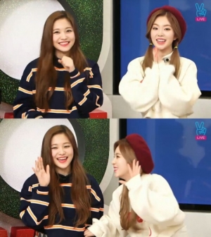 'V앱' 레드벨벳 예리·아이린, 음악방송 MC다운 노련한 진행 “생방송, '뮤직중심'~!”