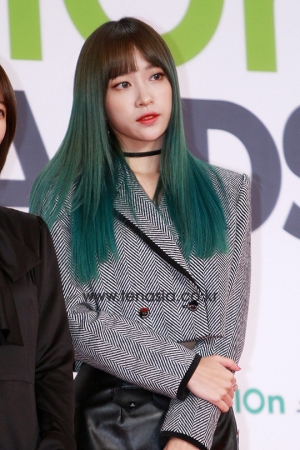 [TENPHOTO] EXID 하니, 헤어스타일 파격 변신 &#39;신비하니&#39;