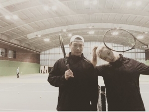 김새롬♥이찬오, 테니스 데이트 인증샷 &#39;다정한 신혼부부&#39;