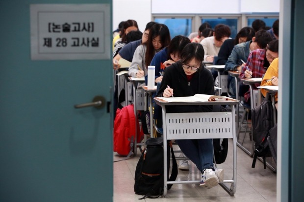 경희ㆍ서강ㆍ성균관ㆍ숙명ㆍ한양ㆍ세종대, 수능 끝나고 논술 실시…정시 대입전략 설명회도 열려