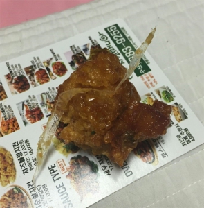 비닐치킨 공식사과, 치킨매니아 "가맹점 계약 해지 조치 검토 중"