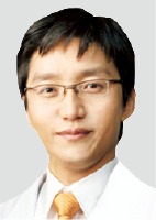 [2015 메디컬코리아 대상] 제니스성형외과, 내시경으로 가슴성형…출혈·흉터 최소화