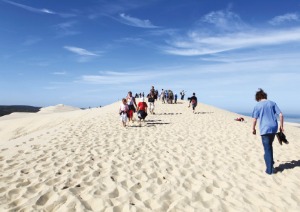 유럽에서 가장 높은 모래사막 ‘뒨 뒤 필라’의 정상 