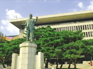  건국대학교 서울캠퍼스, 학과 단위로 모집…인문계는 영어 우수자 유리