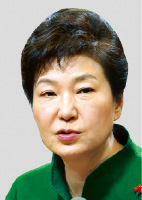 박 대통령 "기업활력법 때 놓치면 대량실업"…정치권발 위기론 제기