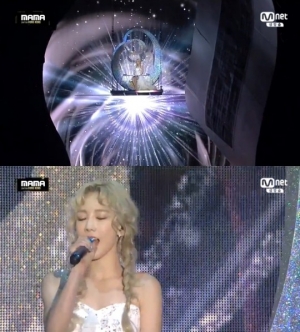 &#39;2015 MAMA&#39; 태연, 솔로 무대 &#39;아이&#39; 열창하며 무대 장악