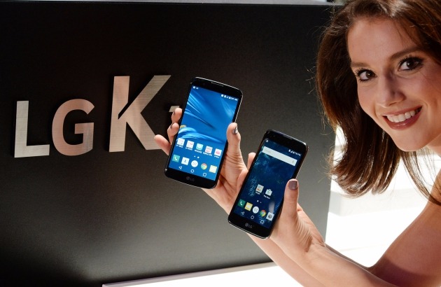 LG전자가 CES 2016에서 공개한 보급형 스마트폰 'K 시리즈'.