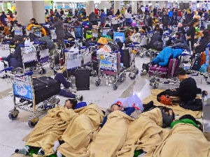 제주공항에 갇혔던 요우커 "사흘간 끔찍한 난민 체험"