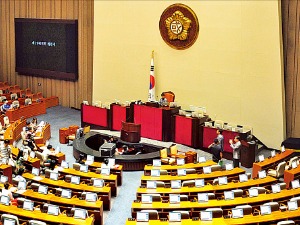 여야, 물밑접촉도 공회전…기약없는 쟁점법안·선거구