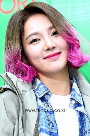 [TENPHOTO] 소시 효연, 볼 때마다 예뻐지는 핑크 공주님