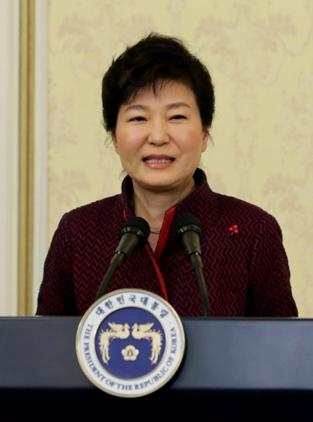 朴대통령 "개혁절박", 정의장 "和가 으뜸"…野는 불참