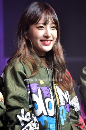 [TENPHOTO] 하니, 준수한 얼굴과 몸매(EXID 미니 콘서트)