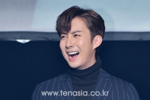 [TENPHOTO] 김형준, 막내의 호탕한 웃음(더블에스301 쇼케이스)