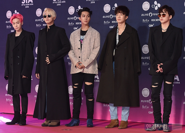 [HEI포토] 위너, '다섯 남자의 강렬한 카리스마~' (SIA 2016)