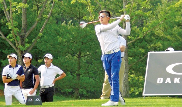 [Golf]주말골퍼도 출전…'미니 투어' 도전하세요