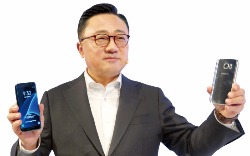 고동진 사장 '야심작' 갤럭시S7·S7엣지 50개국 동시 판매