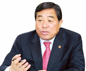 윤화섭 경기도의회 의장 