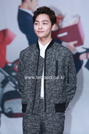 [TEN PHOTO] 김민재, 여심 훔치는 훈남 비주얼 (마이 리틀 베이비)