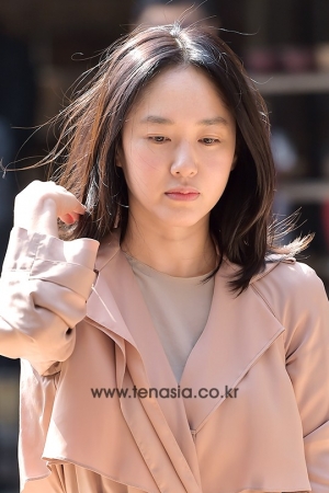 [TEN PHOTO] 박주미, '봄 햇살 머금은 미모&#39;(옥중화)