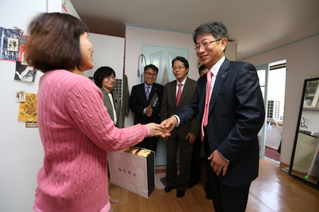 "전세임대 살아보니 어떠세요?" 현장 달려간 LH 사장