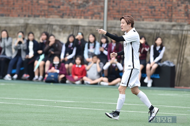 [HEI포토] JYJ 김준수, 'FC MEN 캡틴의 등장'