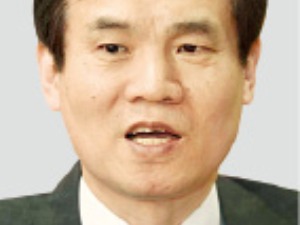 [Law&Biz] 이성보 전 국민권익위원장, 형산법률사무소 개업