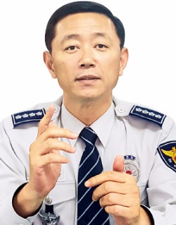 [경찰팀 리포트] 이동환 성동경찰서장 "올해 범죄예방전담팀 신설…5대 범죄 발생률 30% 줄었죠"