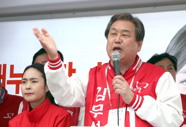 김무성, 선거운동 닷새째 경남권 집중 공략
