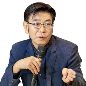 소설가 한수산 "일본의 과거사 밝히려 27년 만에 완성"
