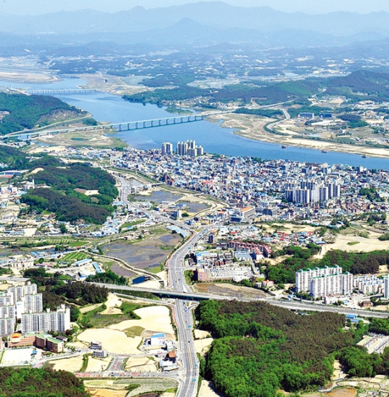 [대한민국 도시 이야기] 골프장만 빼곡하던 농촌도시 여주, 규제 풀자 2300억 투자유치