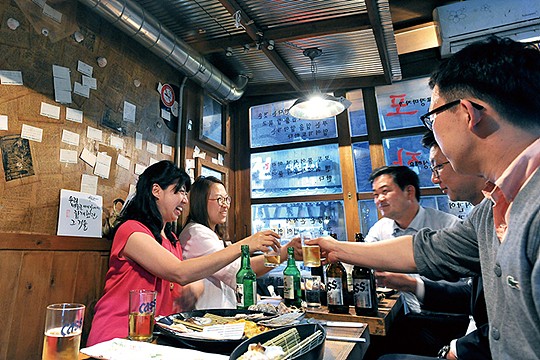 ‘한국판 심야식당’으로 단골손님 붙잡아