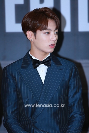 [TEN PHOTO] 방탄소년단 정국, 수트 곱게 차려입은 토끼 도련님 (방탄소년단 콘서트)