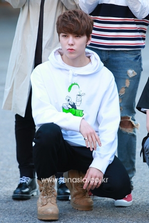 [TEN PHOTO] 세븐틴 버논, 잘생김 끝판왕 (뮤직뱅크 출근길)