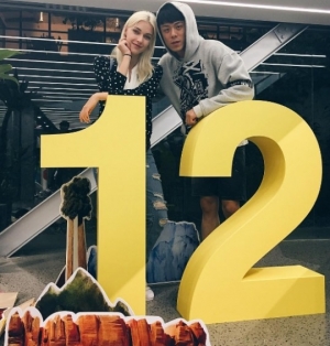 스테파니 미초바, 남자친구 빈지노 새 앨범 발매 축하 &#34;자랑스러워~&#34;