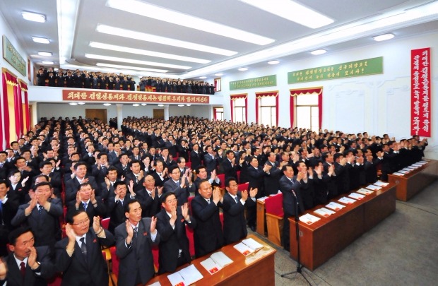 북한군, 당 대회 개막일 맞춰 경계태세 강화 
