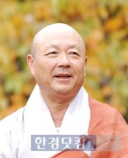 동국대 이사장으로 선출된 자광스님. / 동국대 제공