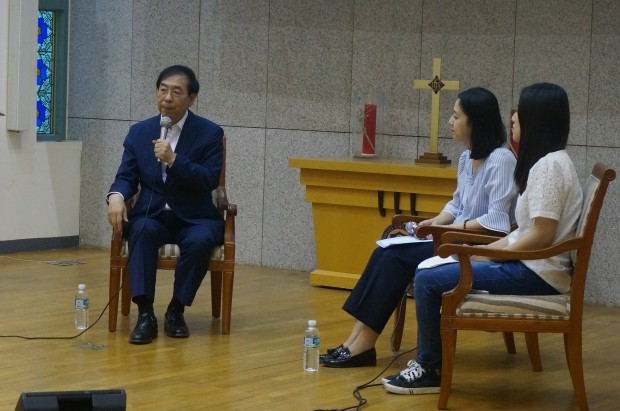 박원순 서울시장 "청년문제 해결하려면 청년들이 정치활동 나서야"