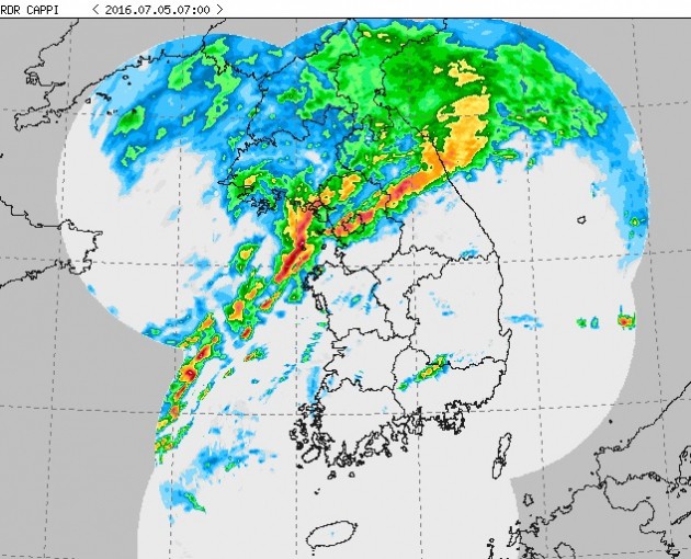 7월 5일 오전 7시 현재 기상청 레이더 통합영상
