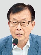 '특권 내려놓기' 소위 위원장 자청한 5선 원혜영 의원