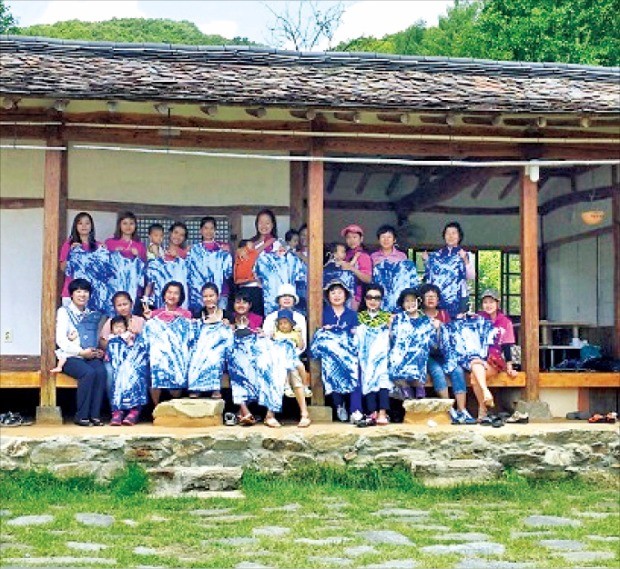 [팜 스테이] 충북 진천군 보련마을, 마을 곳곳이 하얀 연꽃 천지…김유신 장군 탄생지도 있어요