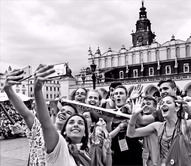 180개국 청년들, 폴란드로 집결