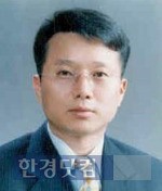 국교련 상임회장으로 추대된 김영철 전남대 교수.