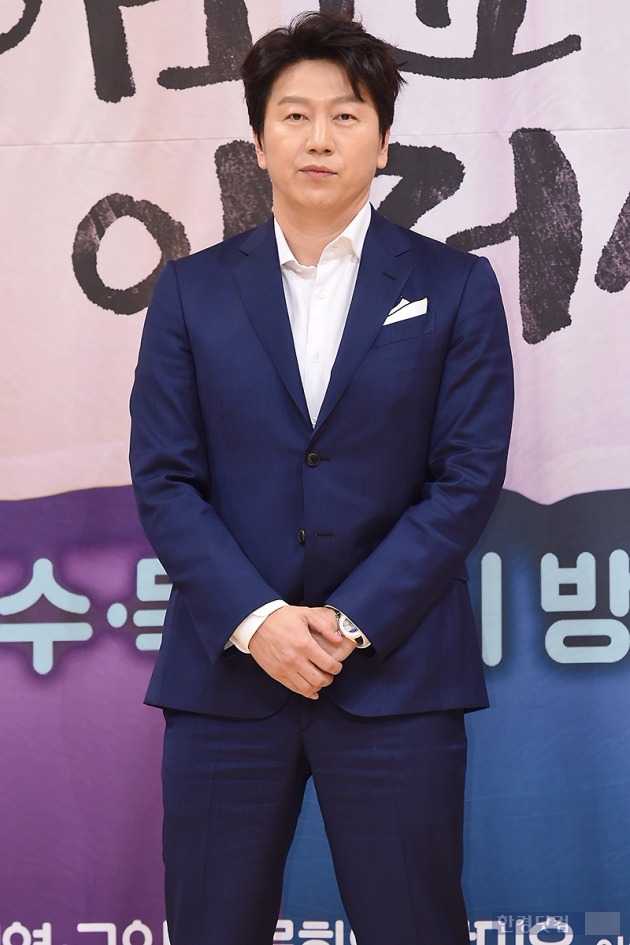 김수로 측 "항공권 사기 피해? 전혀 무관"