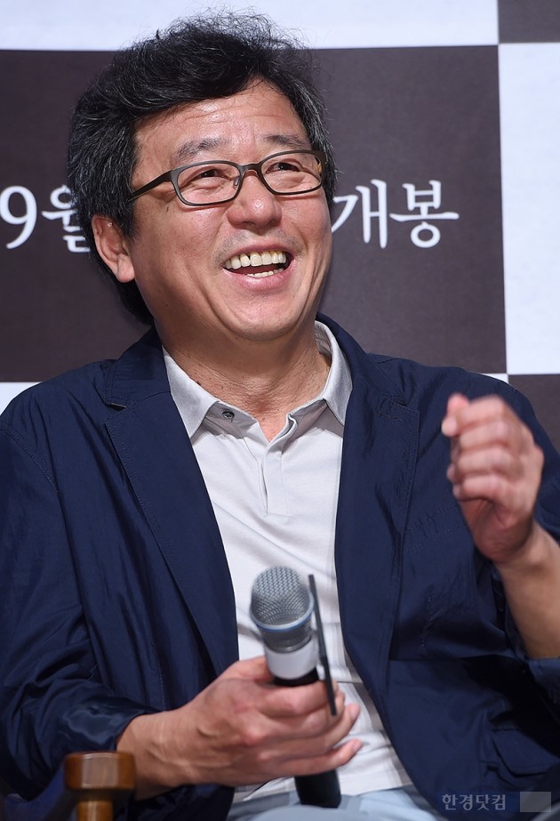 [HEI포토] 강우석 감독, '장난기 넘치는 모습'