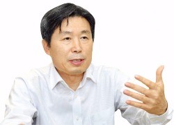 [한경과 맛있는 만남] 제정부 법제처장, 지방대 출신 '흙수저 청년'…"34년 공직생활 장수비결요?"