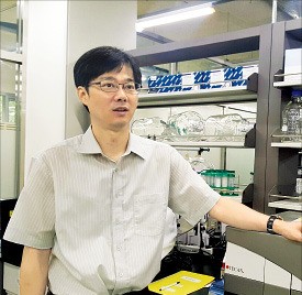 고광표 고바이오랩 대표가 미생물 활용 기술을 설명하고 있다.  
 