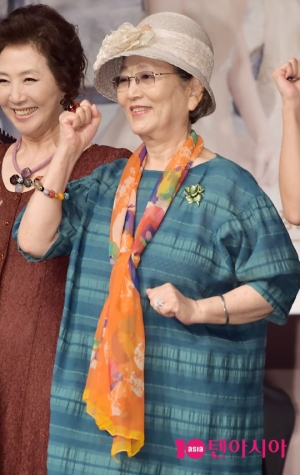 [TEN PHOTO]김영옥 &#39;대표 어머니의 패셔니스타&#39;