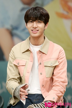 [TEN PHOTO] 헤일로 재용, '티 없이 맑은 미소'(헤일로 쇼케이스)