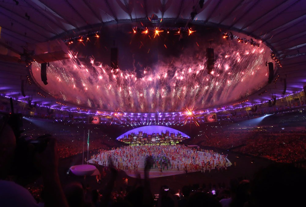 120년 만에 남미 첫 올림픽…'리우 성화' 불타올랐다