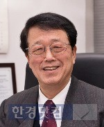 한국인으로는 처음 유네스코 메달을 수상하는 진정일 고려대 석좌교수.